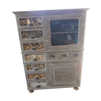Grain-style storage furniture