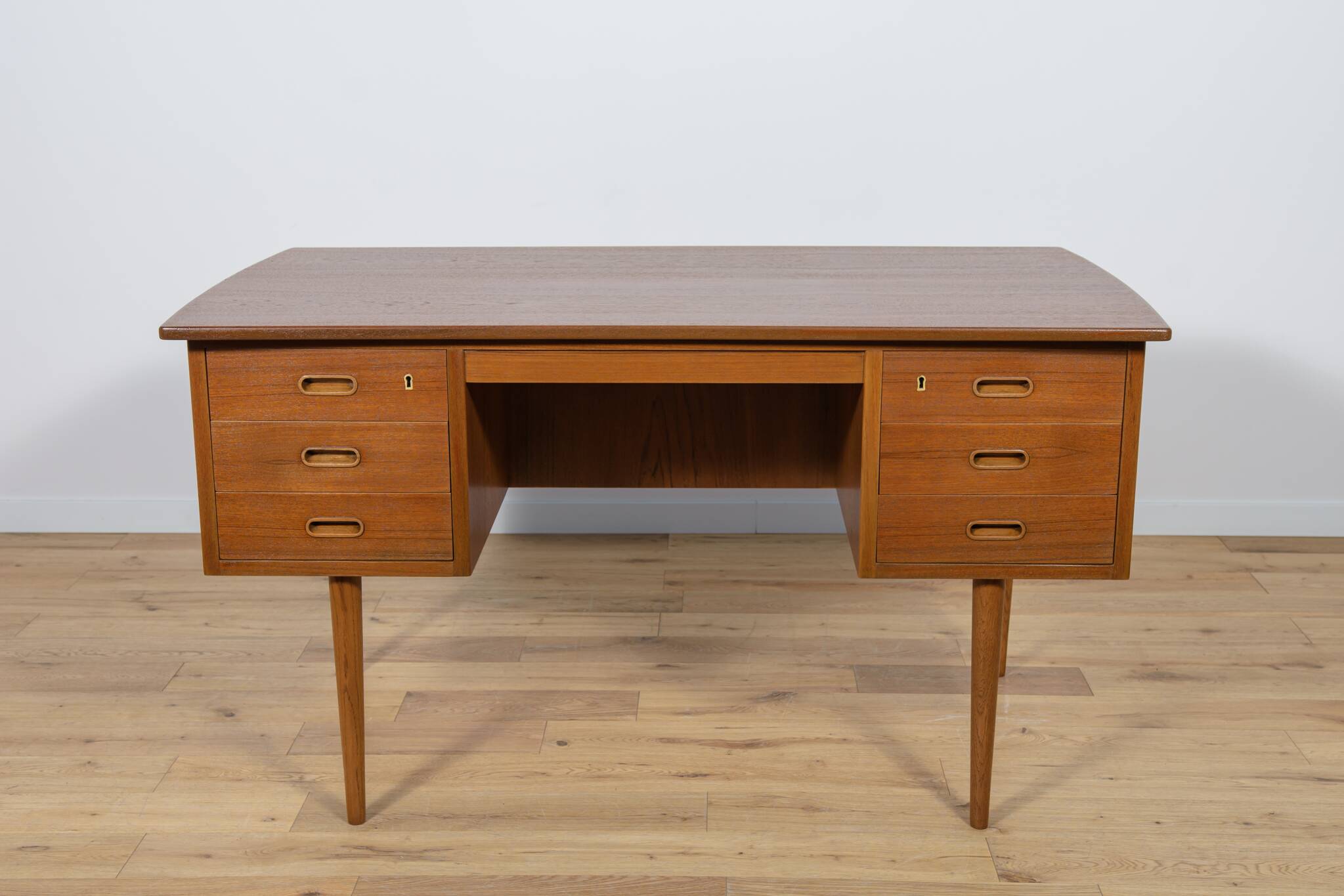 Mid-Century Freestanding Teak Desk, 1960s