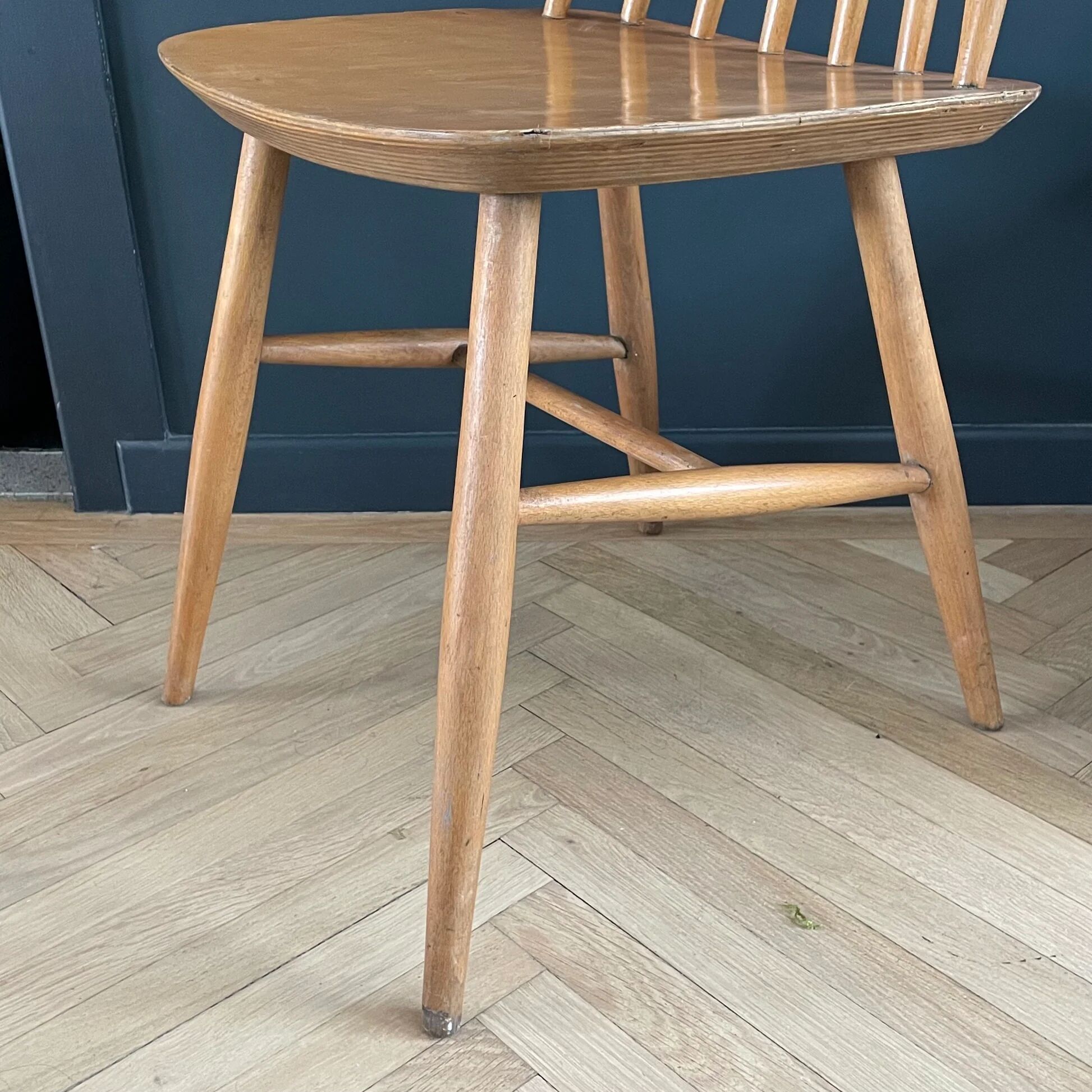 Chaise scandinave à barreaux 1950