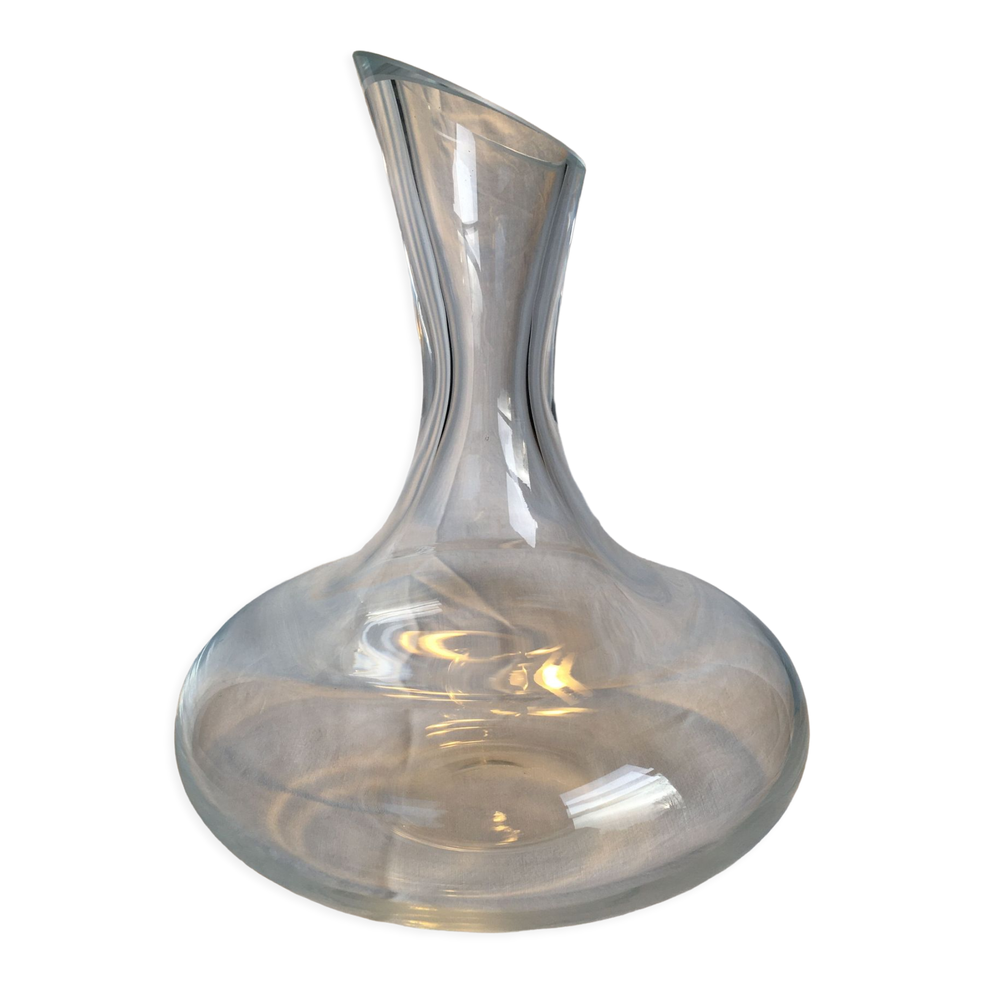 Glass carafe