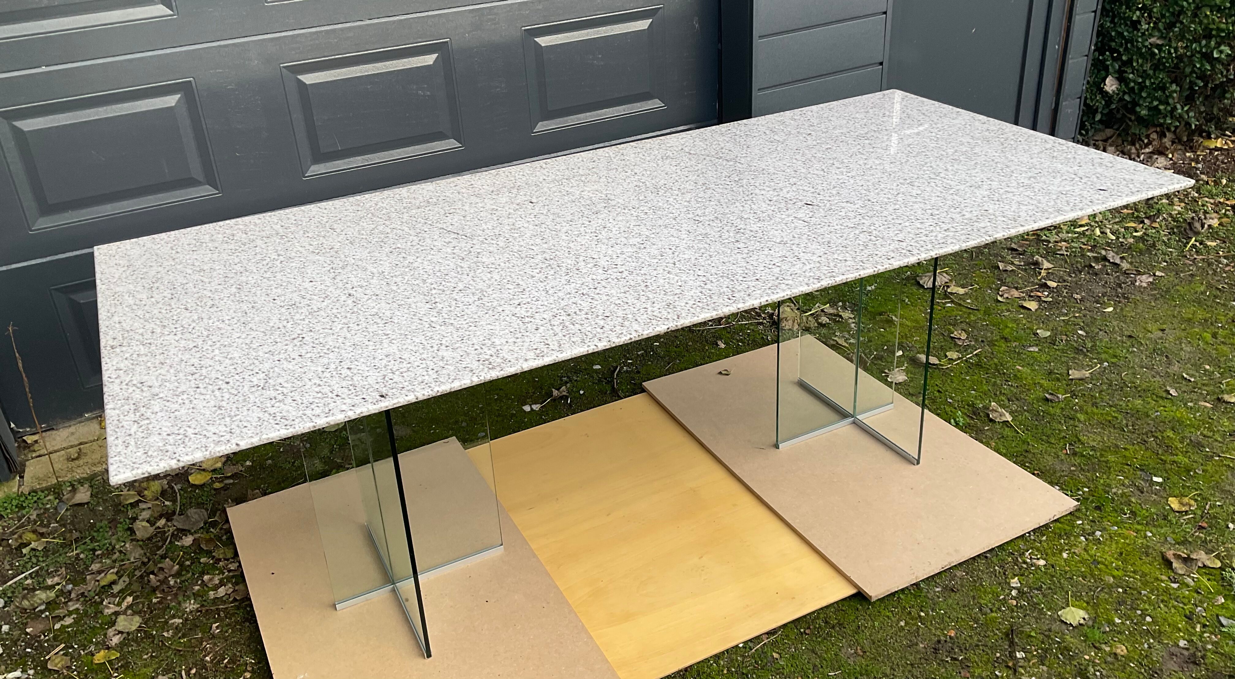 Dining table 70-80s in granite and tempered glass