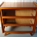 Dresser compass feet