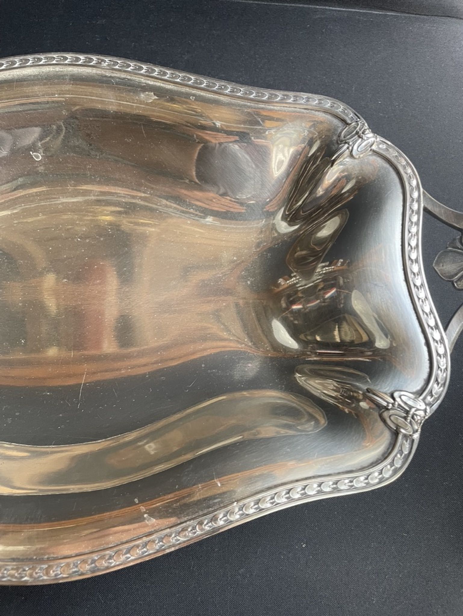 Grand plat corbeille centre de table – Métal Argenté – Roux-Marquiand