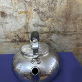 Round chrome kettle