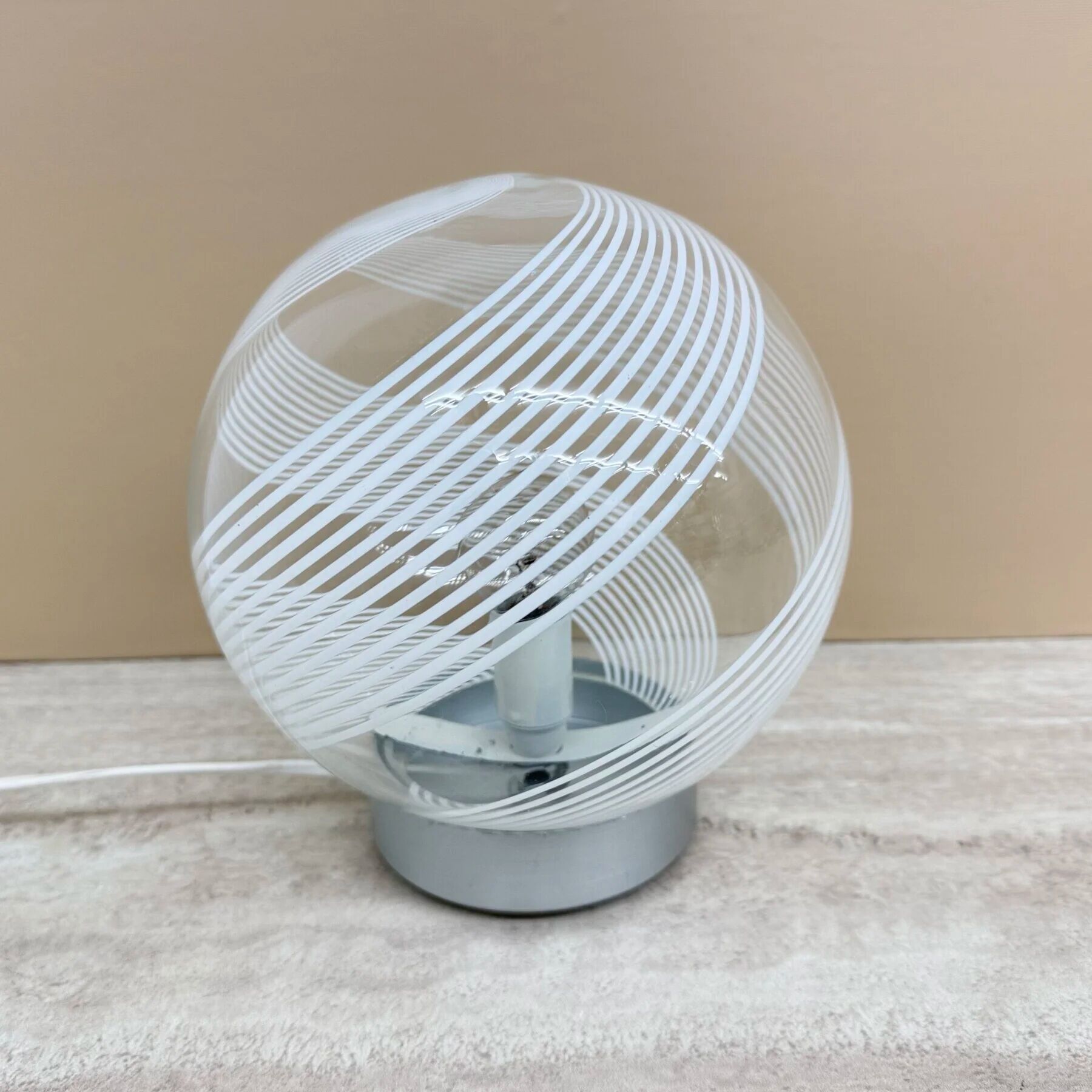 Mid-century design swirl glass table lamp, 1970s Italy