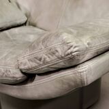 Eye-Catching Italian Grey Leather Lounge Chair by Ammanati & Vitello, 1970s