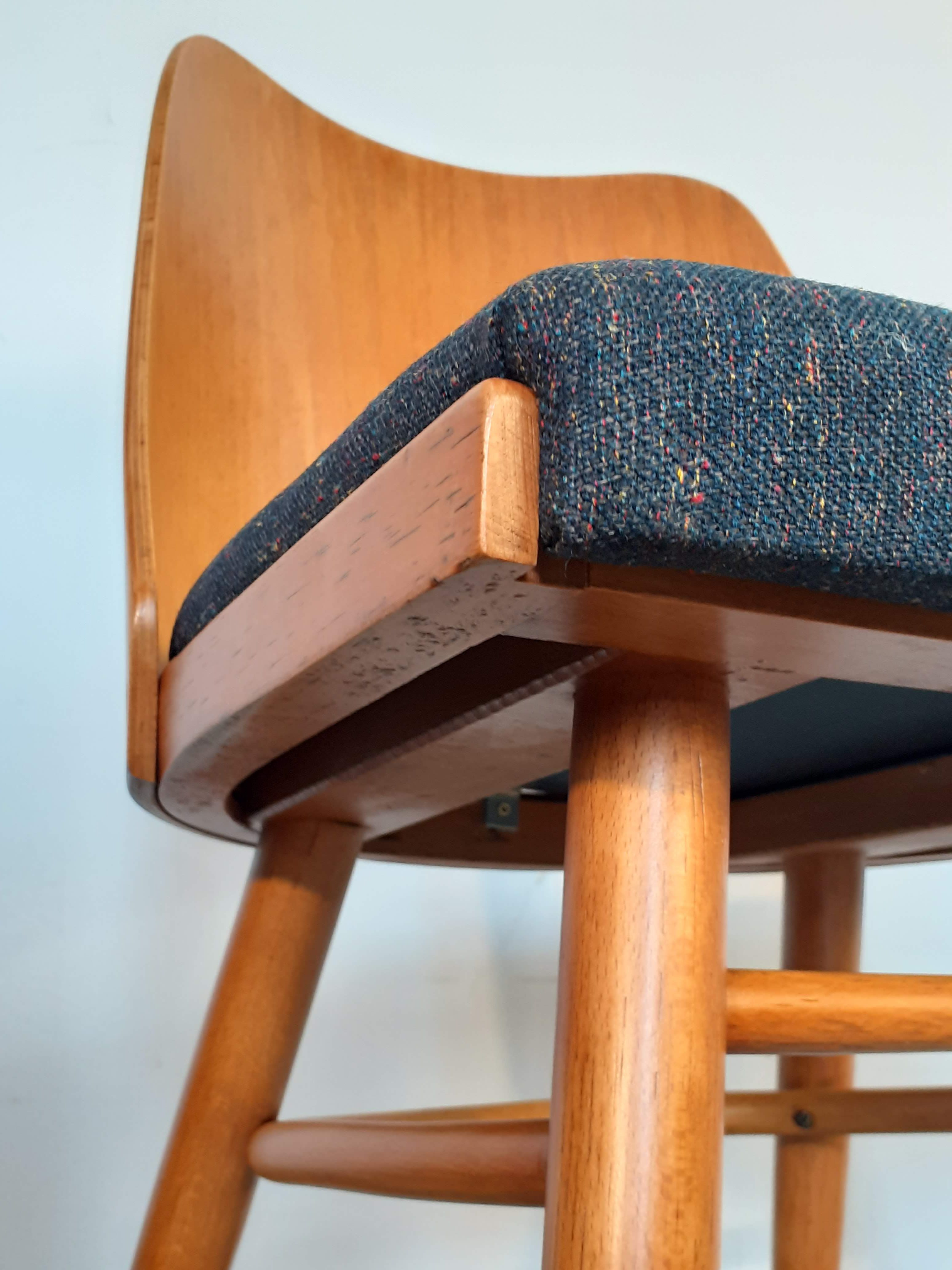 Set of 6 renovated chairs, design Oswald Haerdtl by Ton, Czech, 1960s
