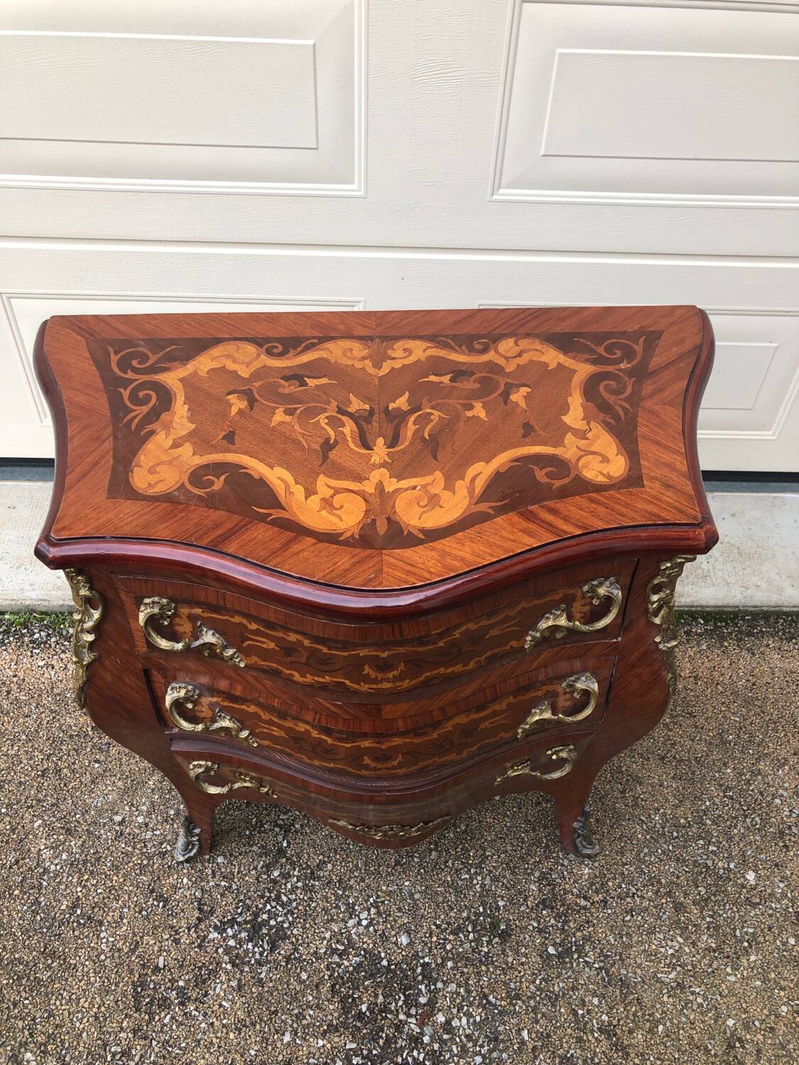 Louis XV style chest of drawers marquetry
