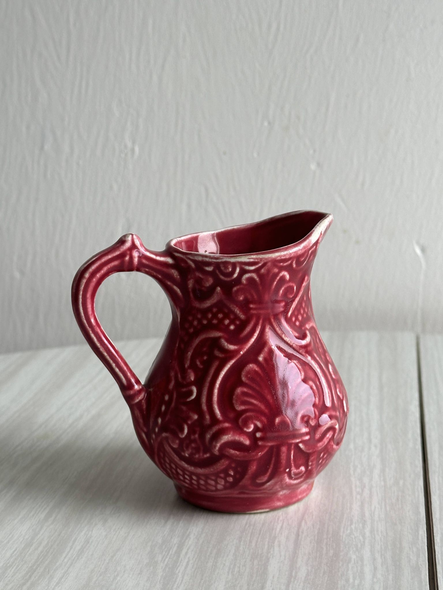 Pot à lait en céramique rouge