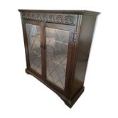 Furniture Showcase / Library with shelves