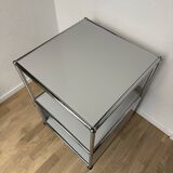 USM Haller shelf in light grey