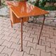 Bureau d'écolier en formica , bois et métal vintage