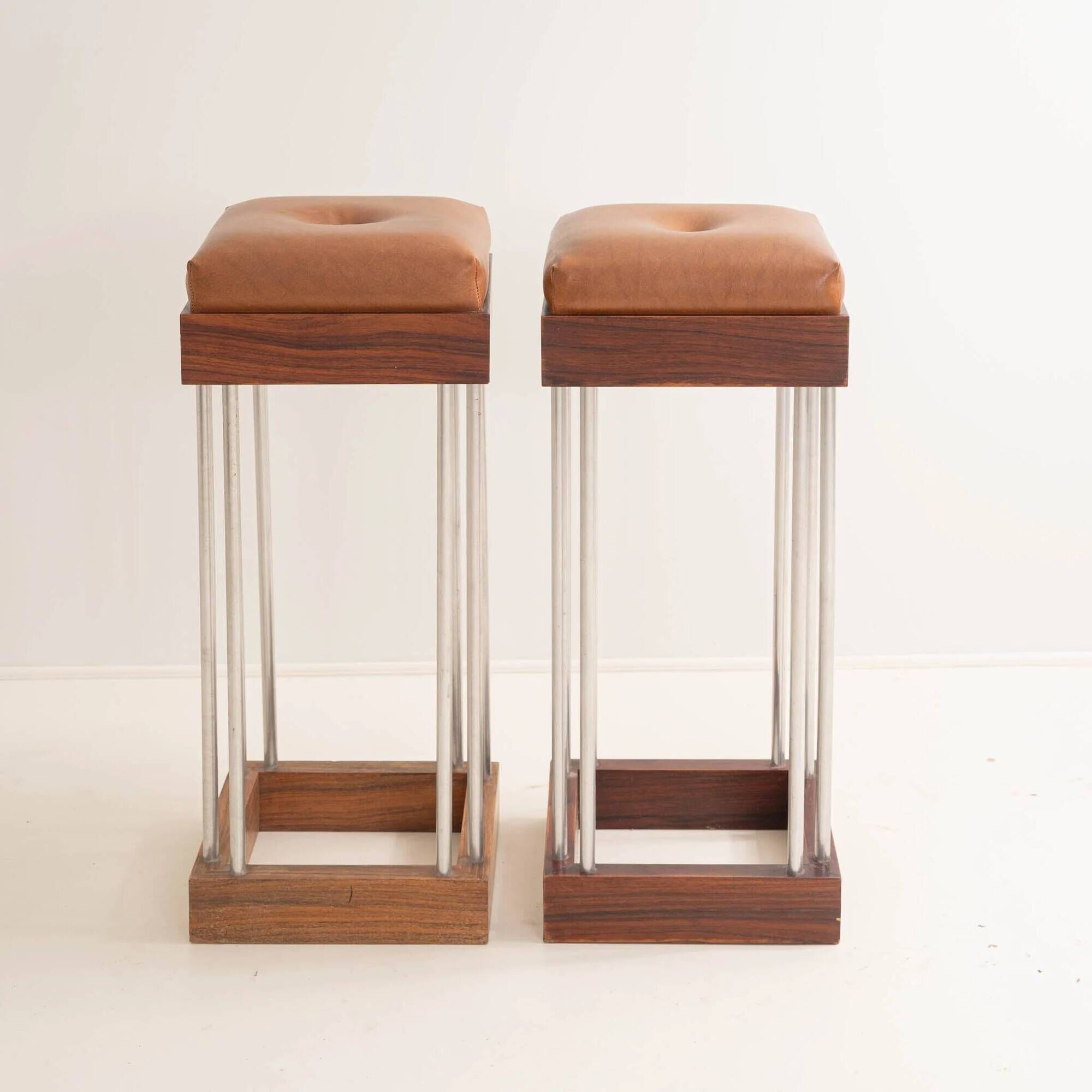 Rare Italian Bar Unit with Stools