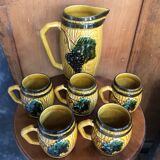 Ancien service pichet & 5 chopes céramique décor vigne raisin jaune vert vintage
