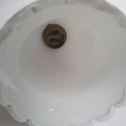 Applique zoomorphe ancienne en laiton argenté et globes opalins