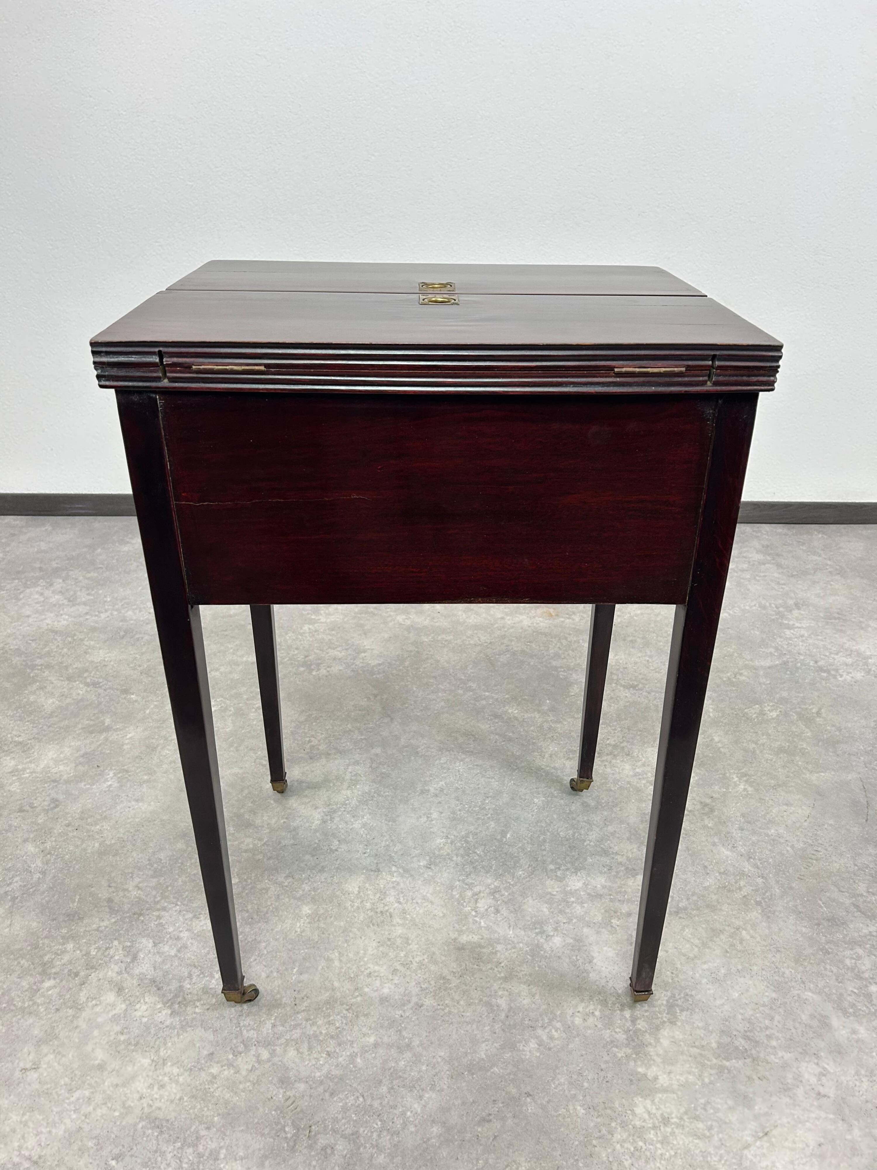 Smoking table Secession by Portois & Fix