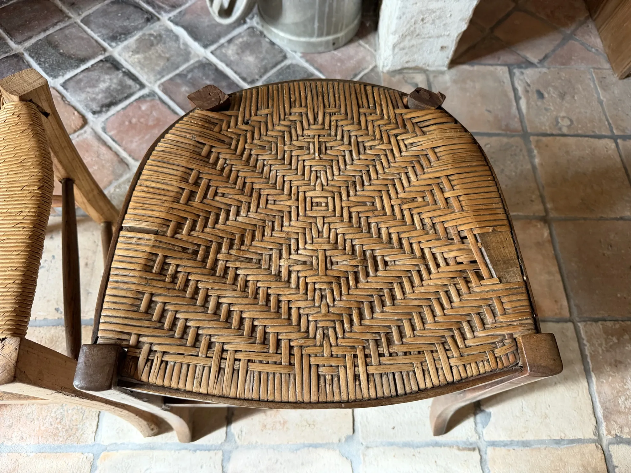 Campaign stool in rattan and wood