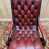 Chesterfield English Slipper Armchair in tufted leather