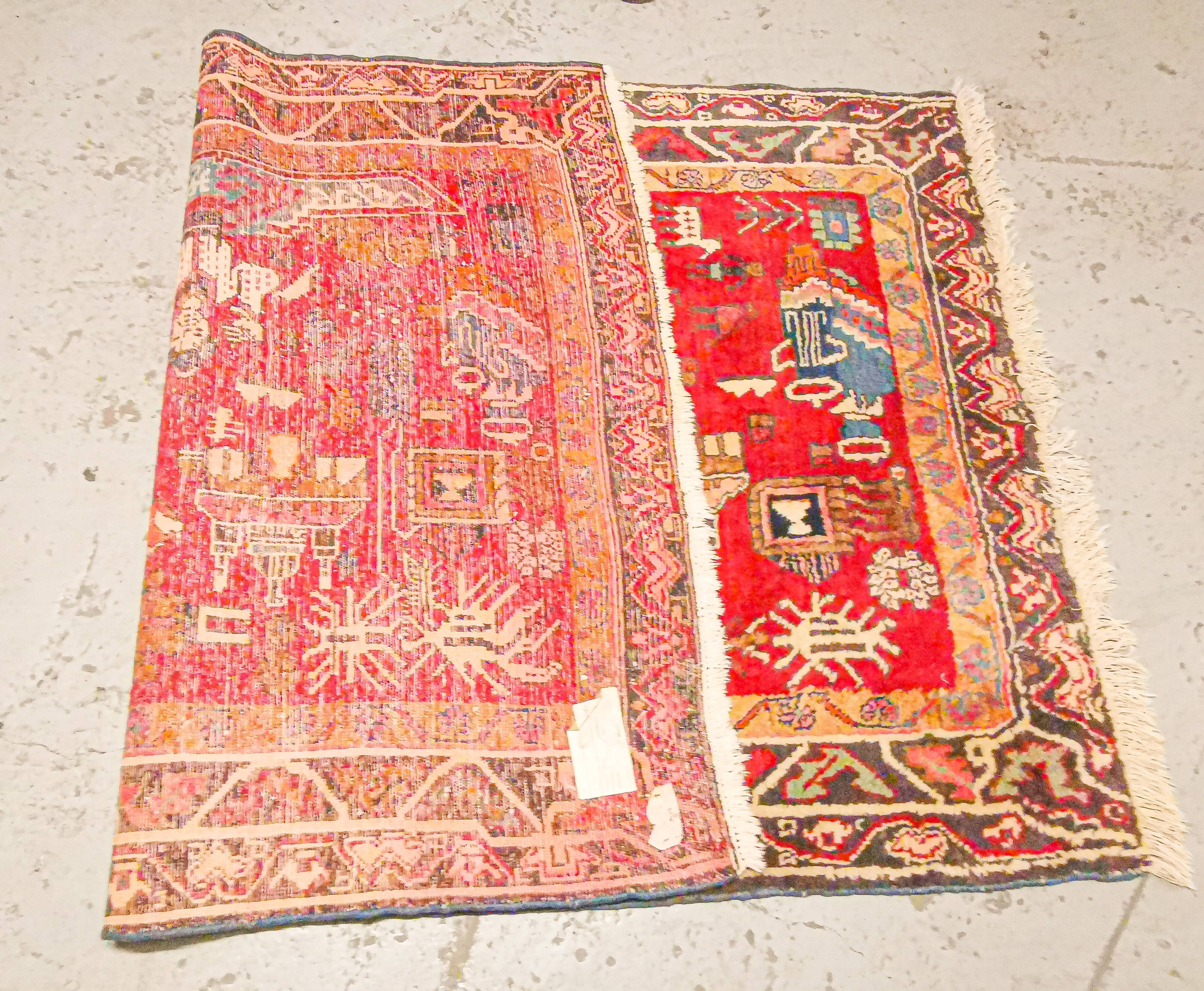 Hamadan vintage Oriental carpet 198 x 130 cm