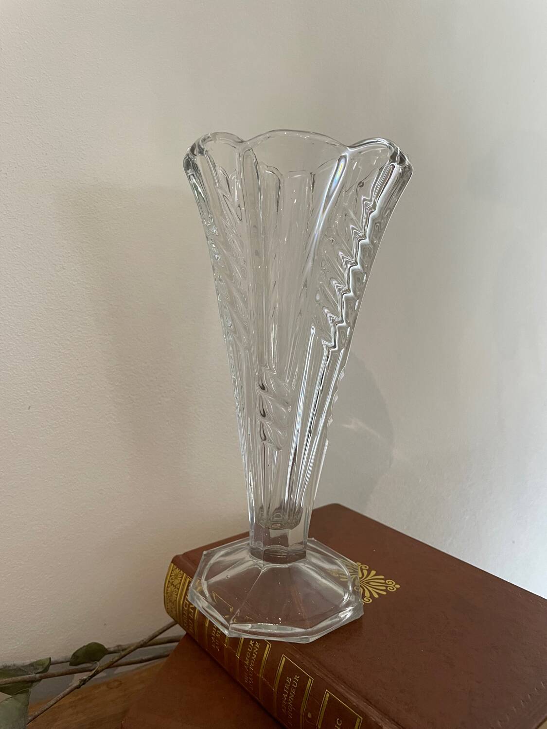 Glass tulip vase