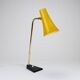 Lampe de bureau, de table ou d'appoint jaune J.T. Kalmar, laiton et fer, Vienne, Autriche, années 1950