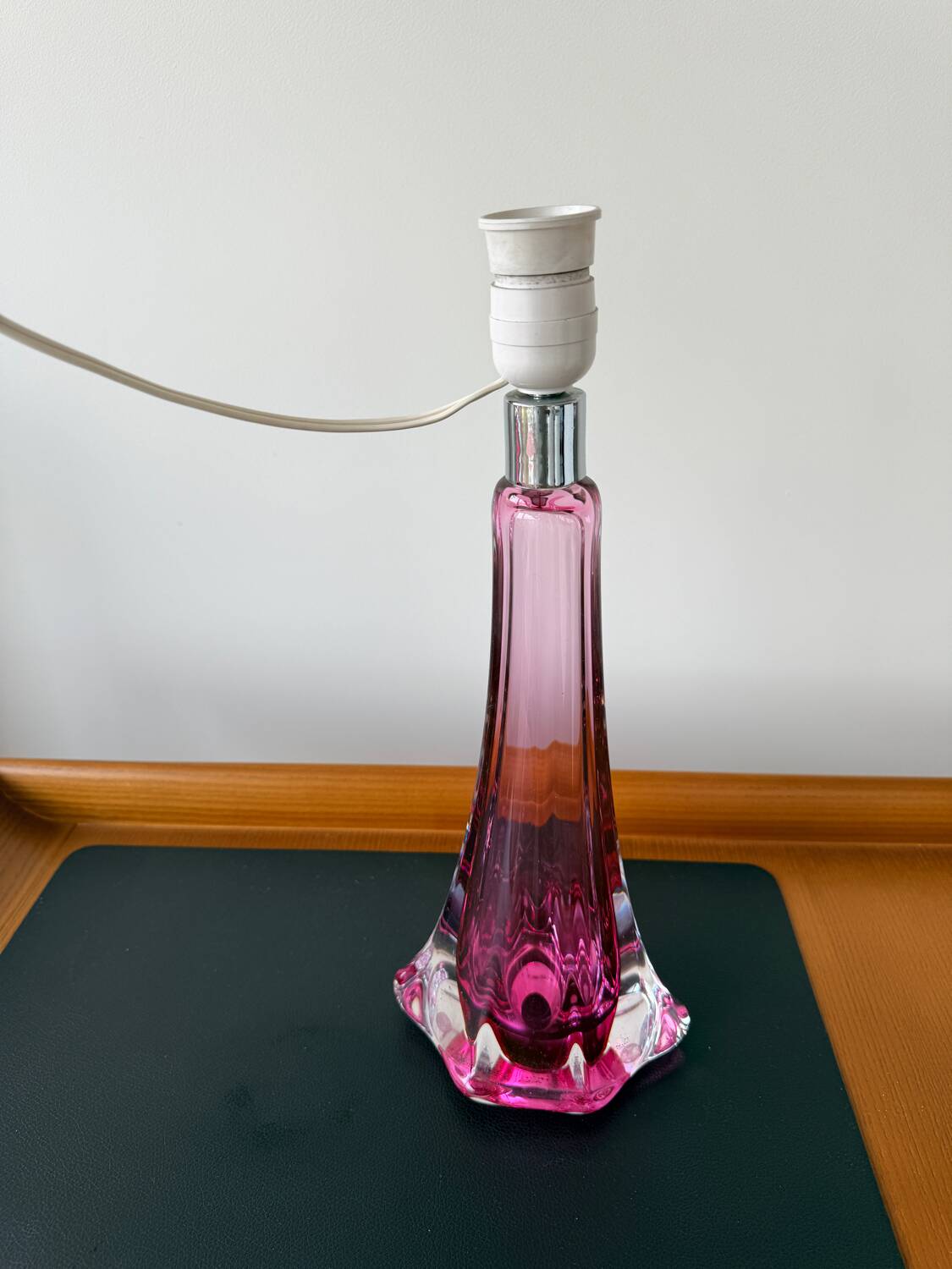 Val Saint Lambert violet lamp