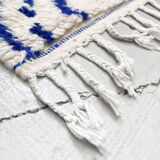 Moroccan berber carpet azilal with majorelle blue patterns 2,98x1,83m
