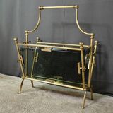 Magazine rack in brass and smoked glass, in the style of Maison Baguès – 1960