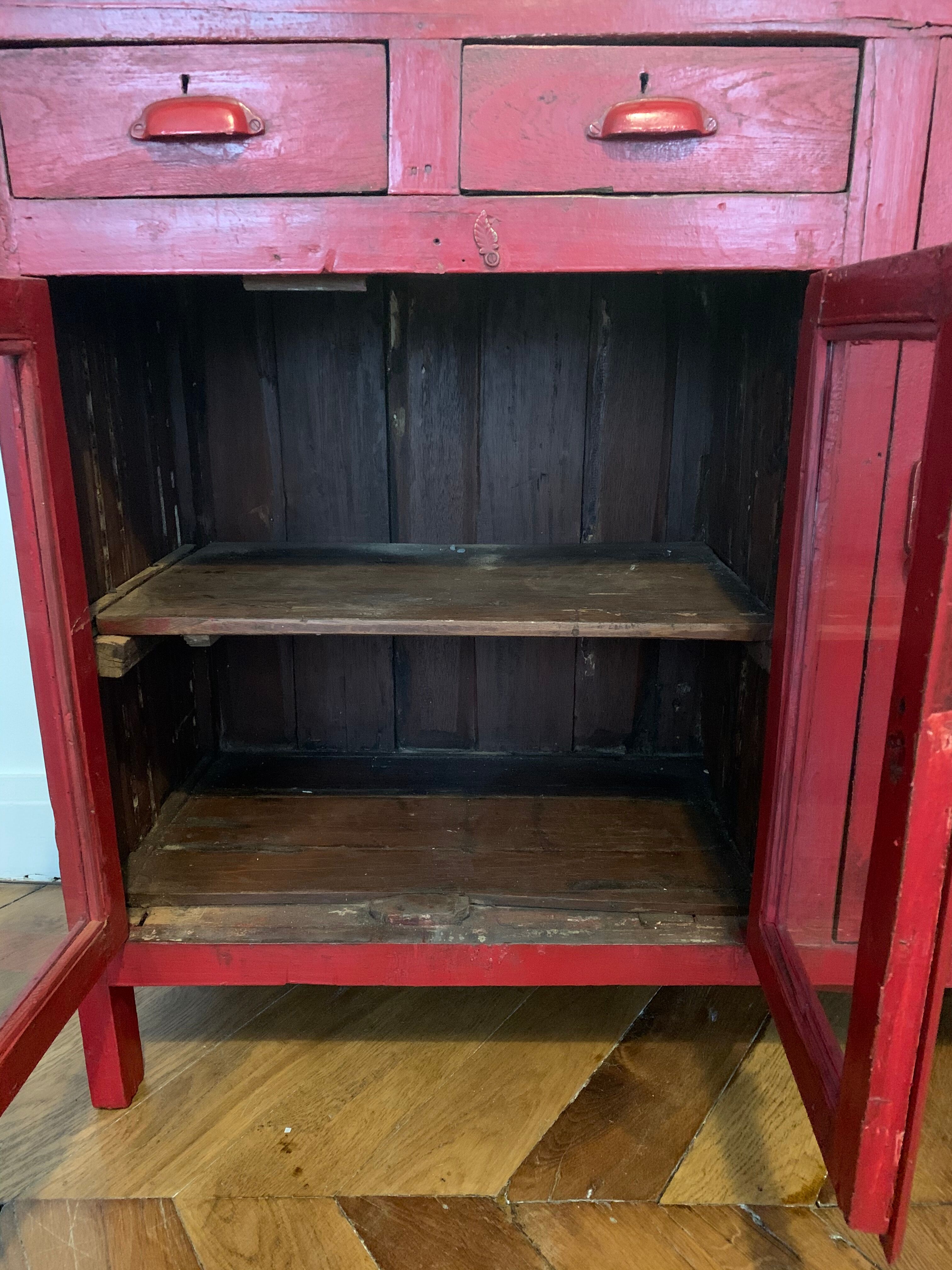 Vaisselier buffet showcase