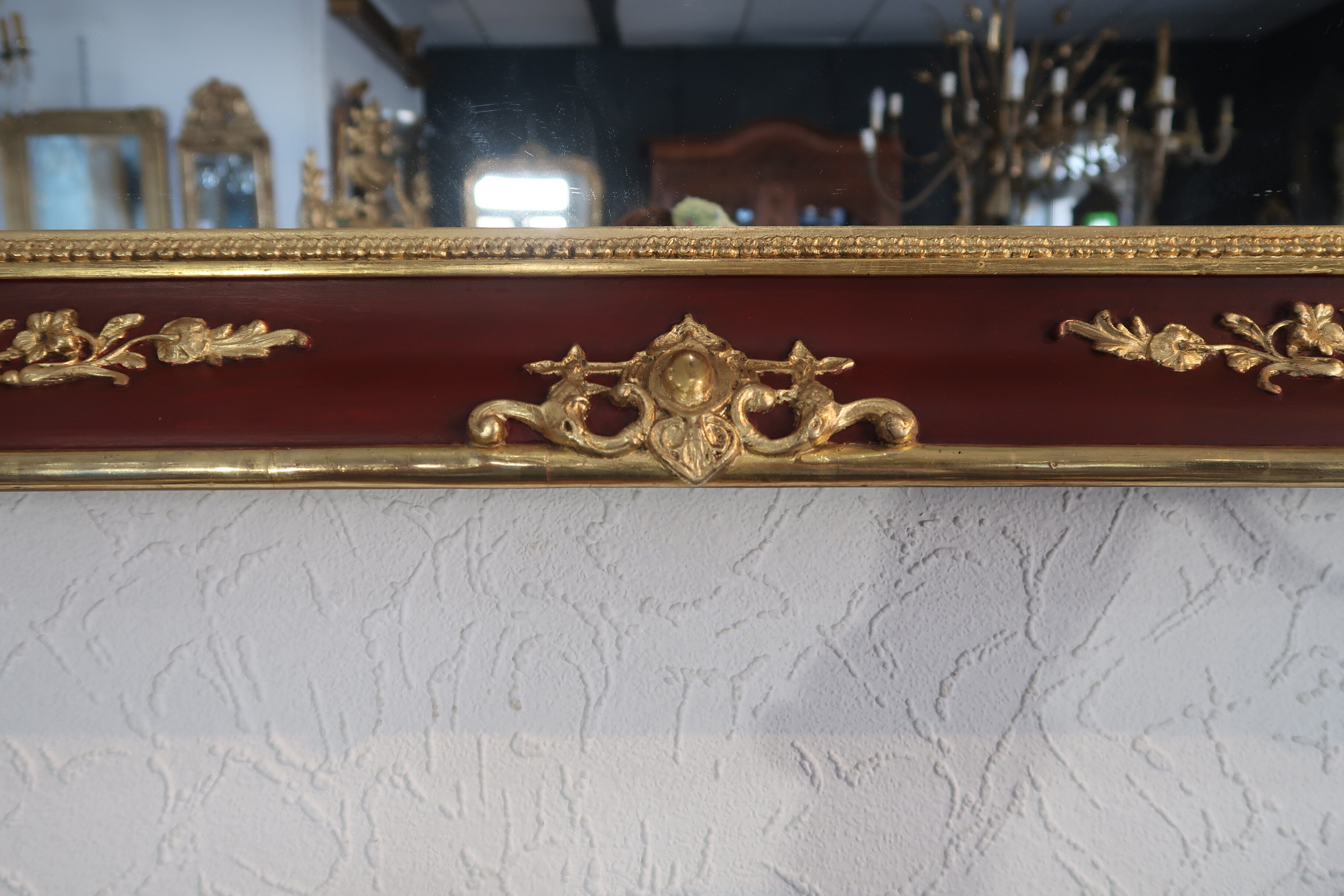 Miroir doré et laqué 81x75cm