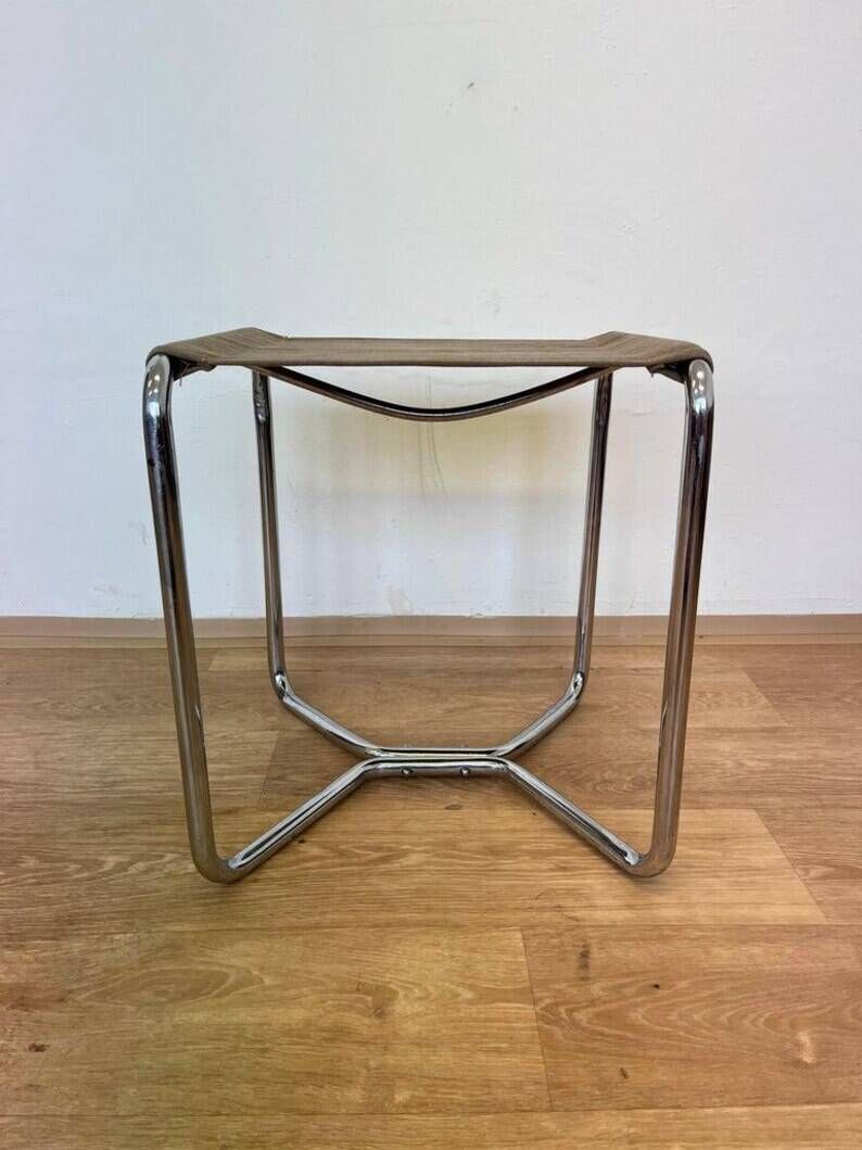Chrome tubular steel Bauhaus Stool Thonet B8 by Marcel Breuer, 1930