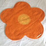 Petit tapis forme fleur année 70 vintage