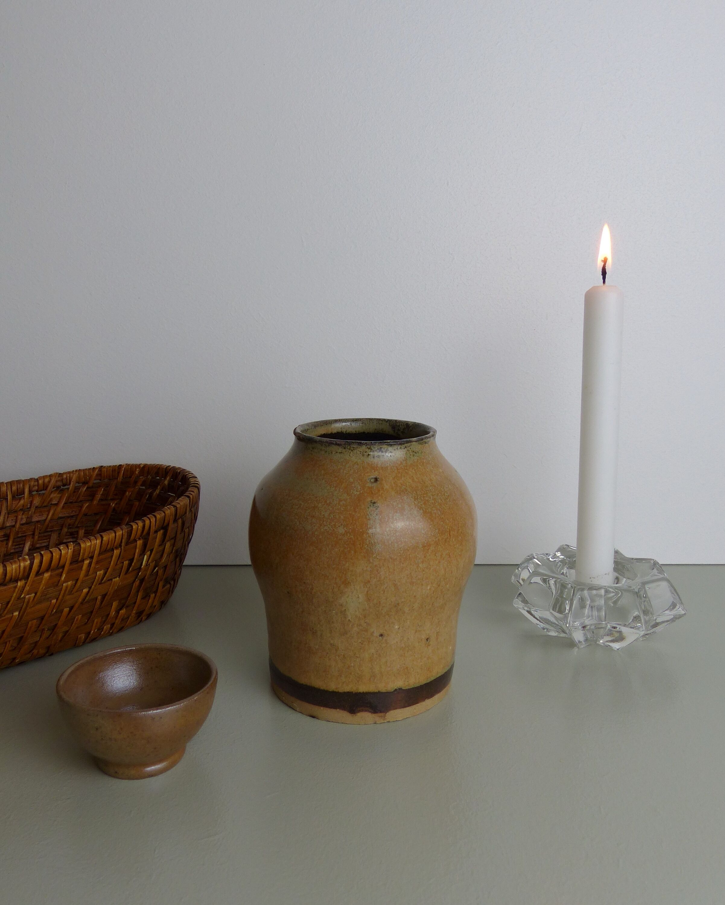 Vase en grès beige et kaki