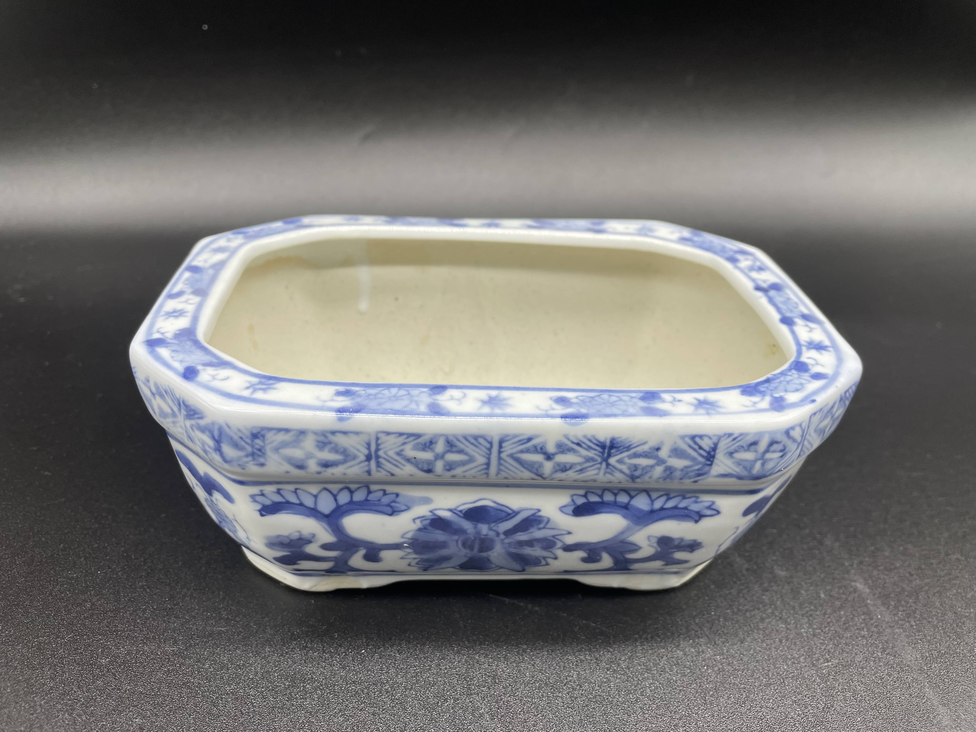 Chinese decorative planter - blue and white - vintage rectangular pot