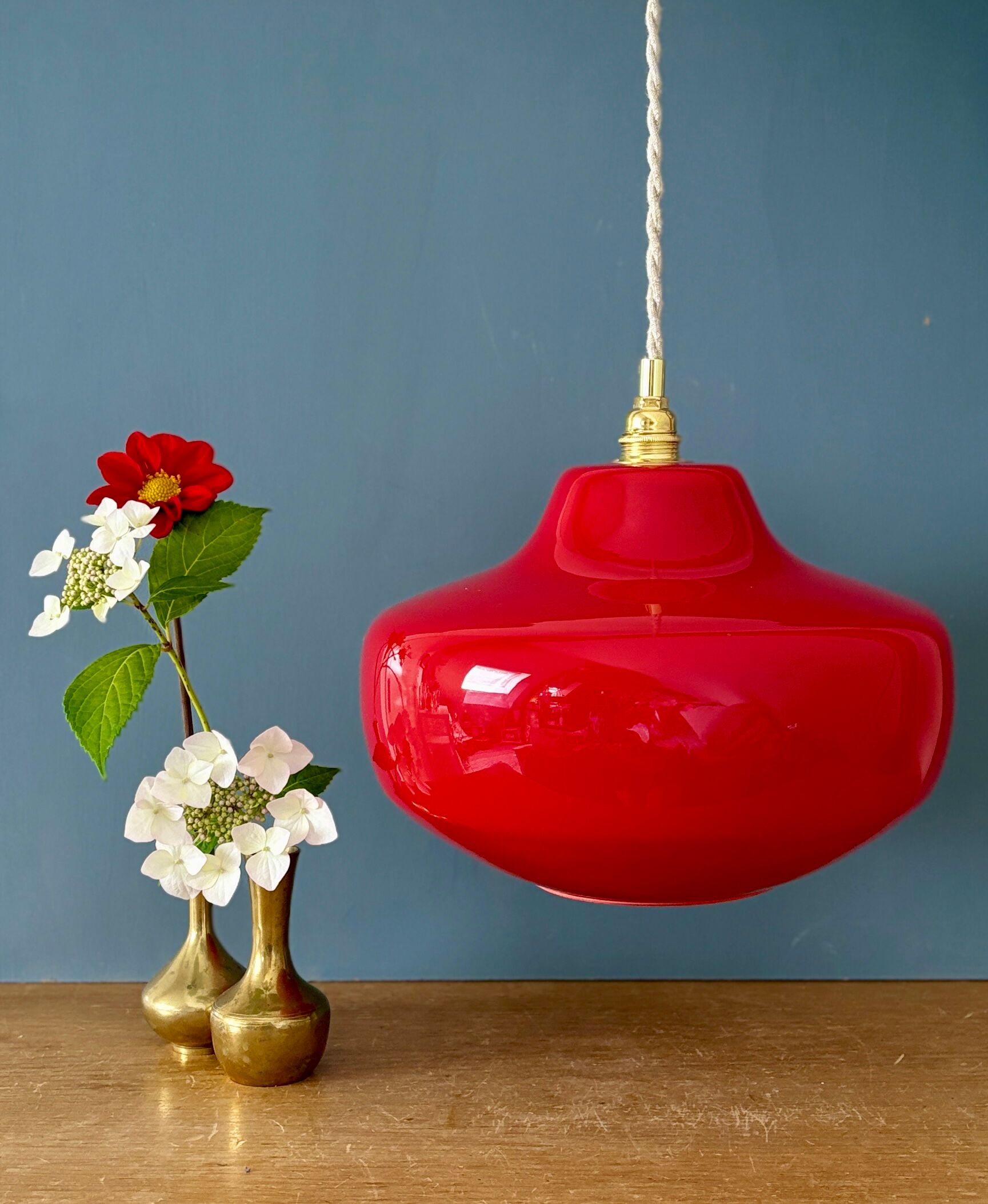Vintage red opaline suspension globe
