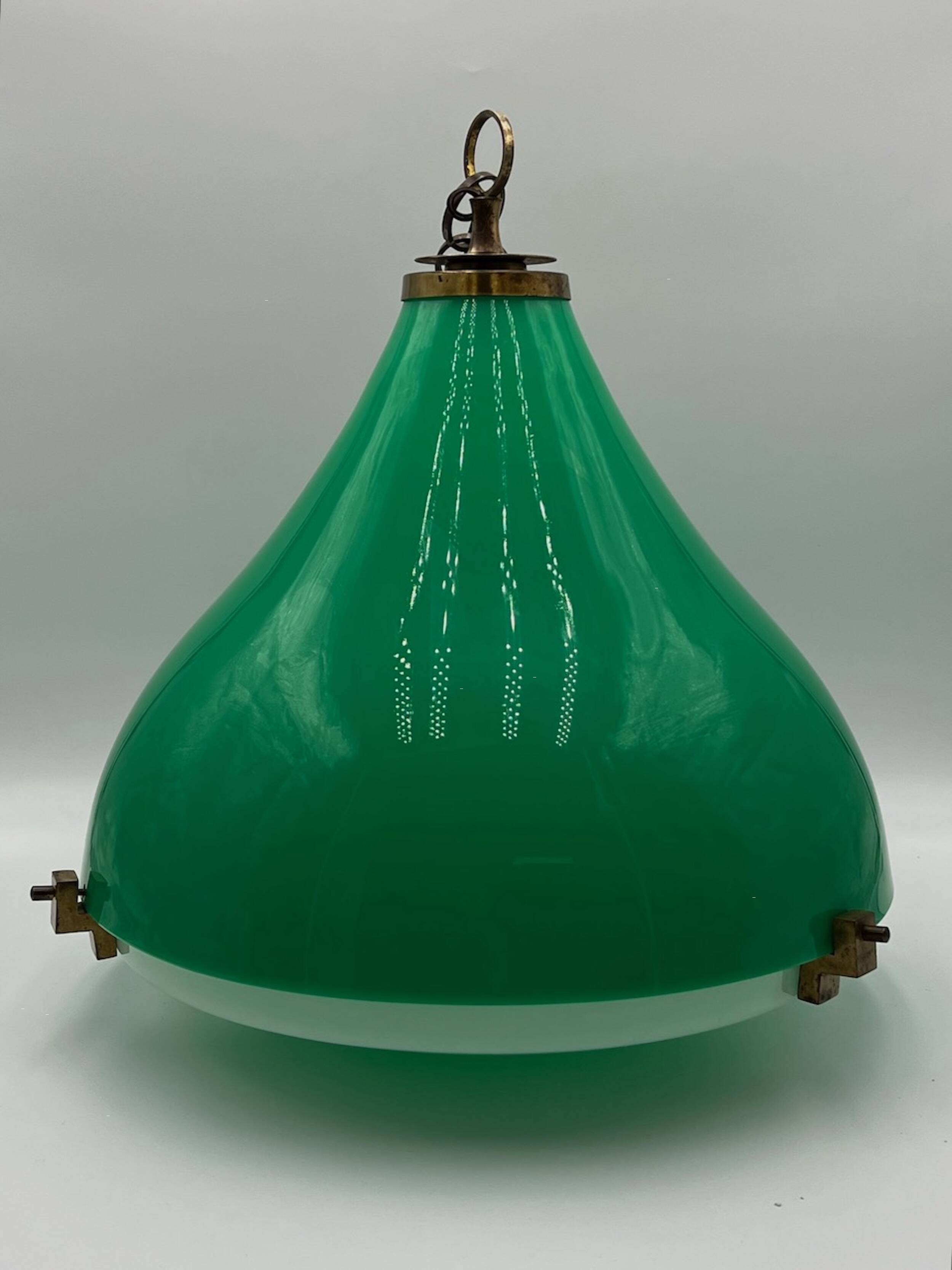 Suspension en acrylique vert vintage Italie, années 60