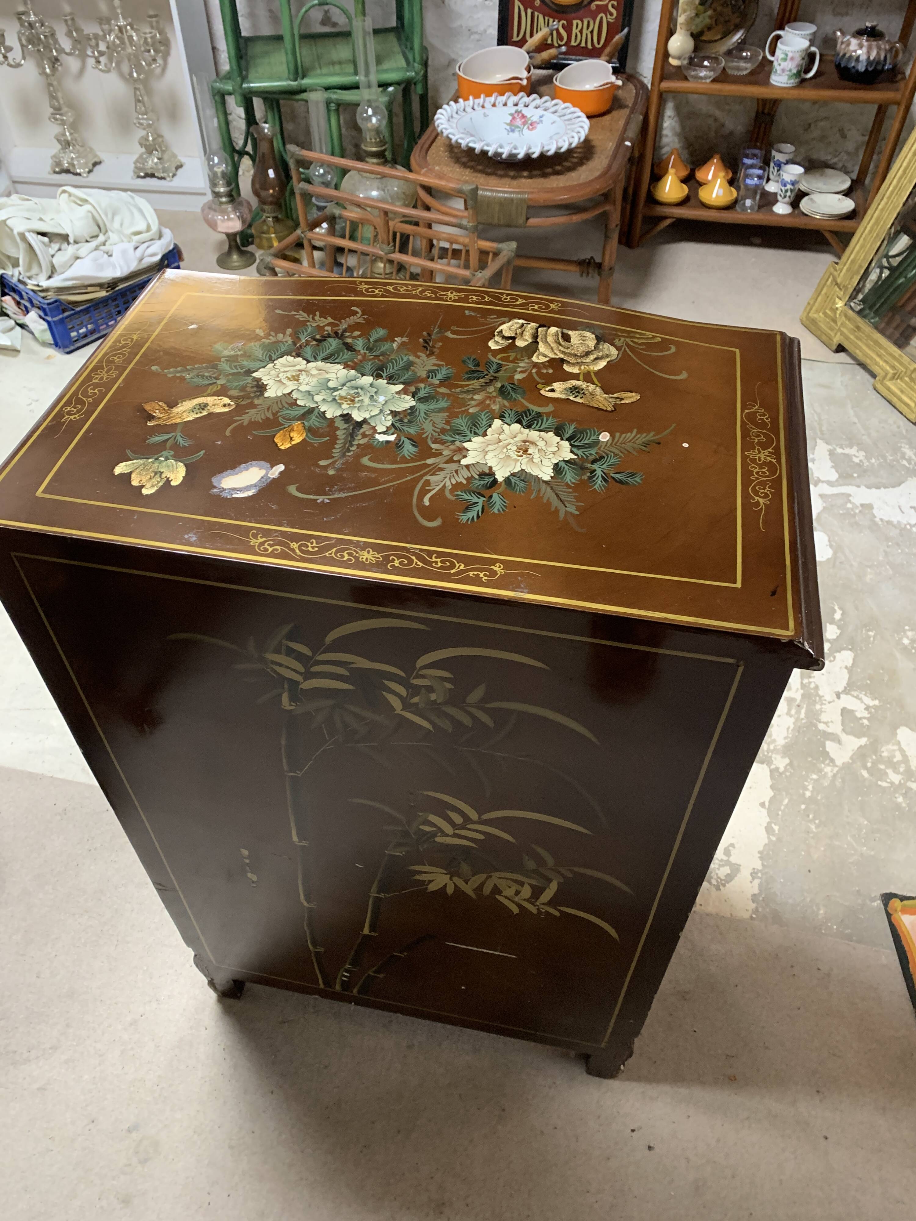 Chinese lacquered chest of drawers