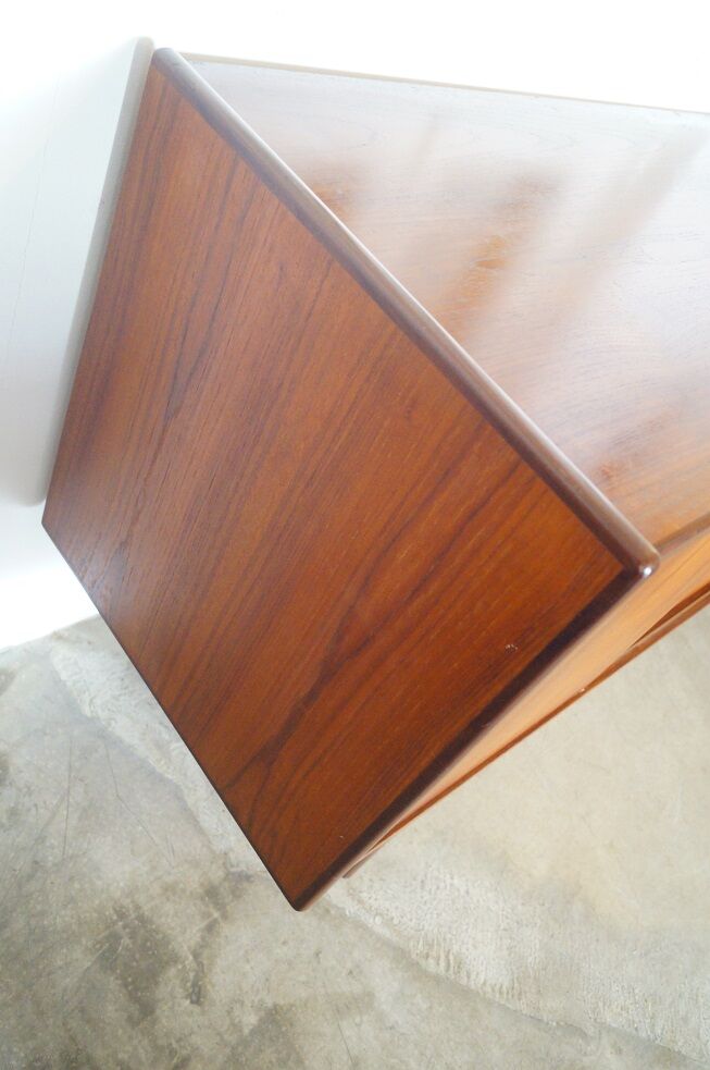 Johannes Andersen 1960 teak enfilade