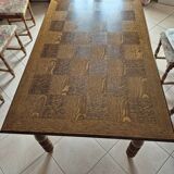 Solid oak extendable table