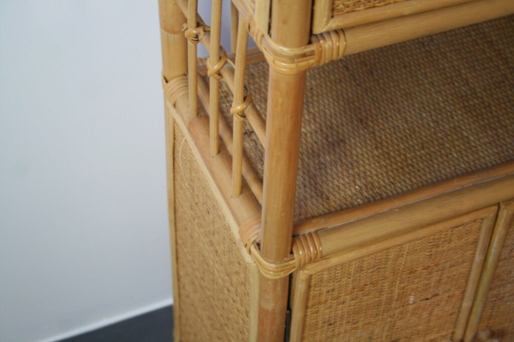 Vintage rattan bookcase 1970