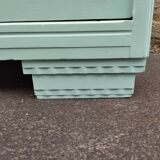 Parisian showcase cabinet year 30