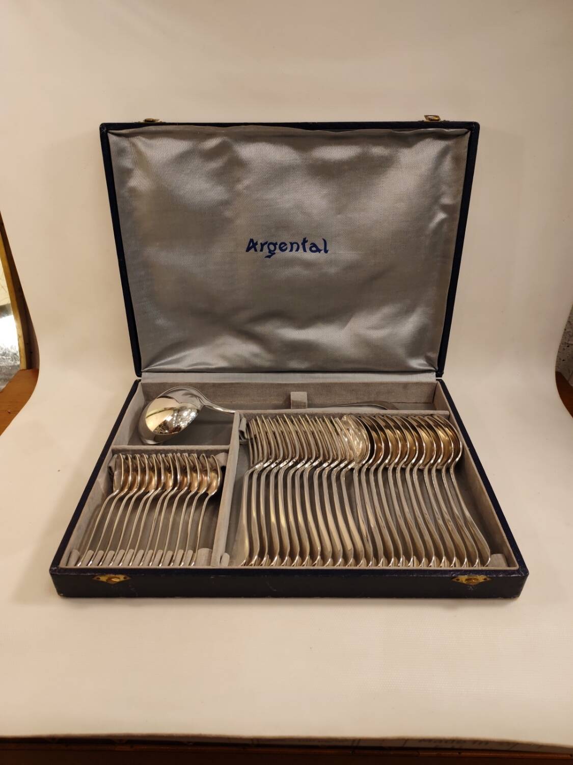 Cutlery set in silver plated metal, silver, 37 pieces.