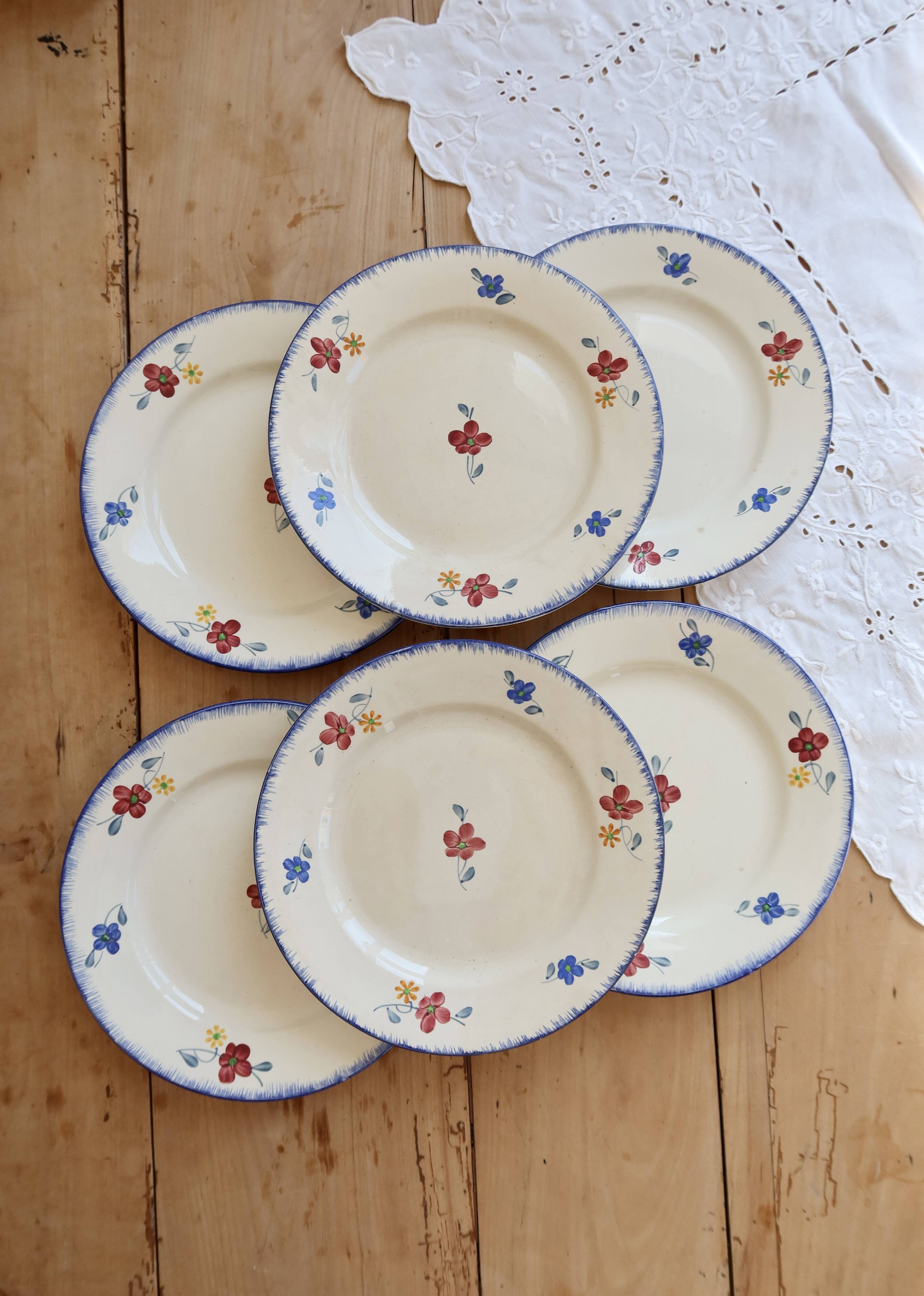 Vintage flat plates Digoin Sarreguemines model Mary-Lou