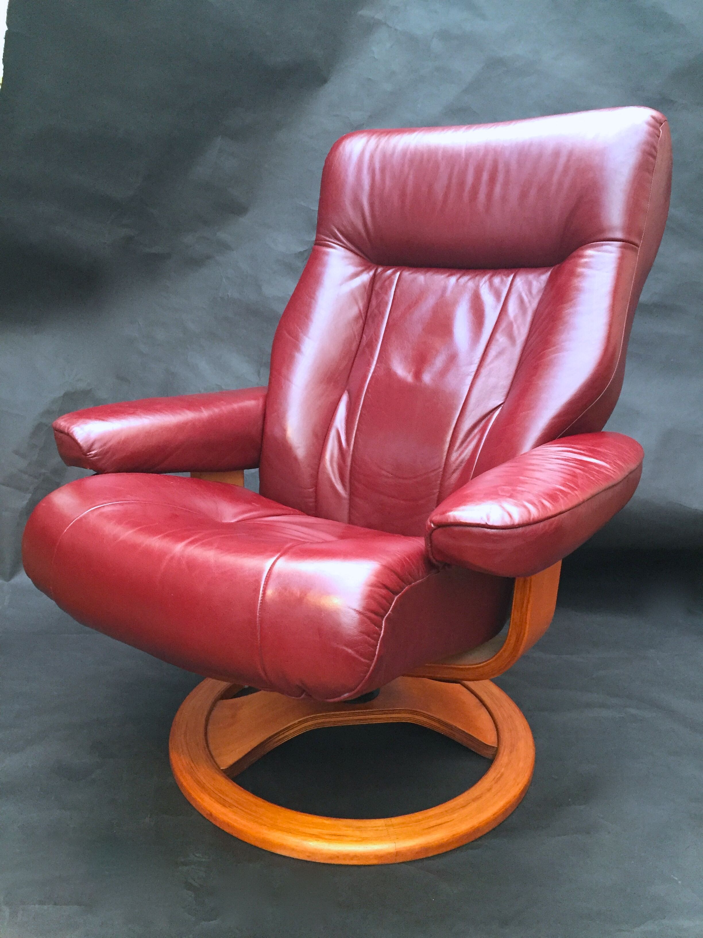 Scandinavian reclining relax armchair in Anderssons leather