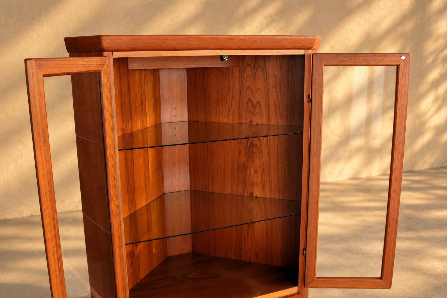 meuble mural vintage | armoire d'angle | buffet