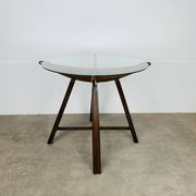 Table d’appoint en bois et verre, Italie, années 60, guéridon