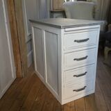 Drawer cabinet