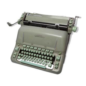 Typewriter Hermès Ambassador green 1962