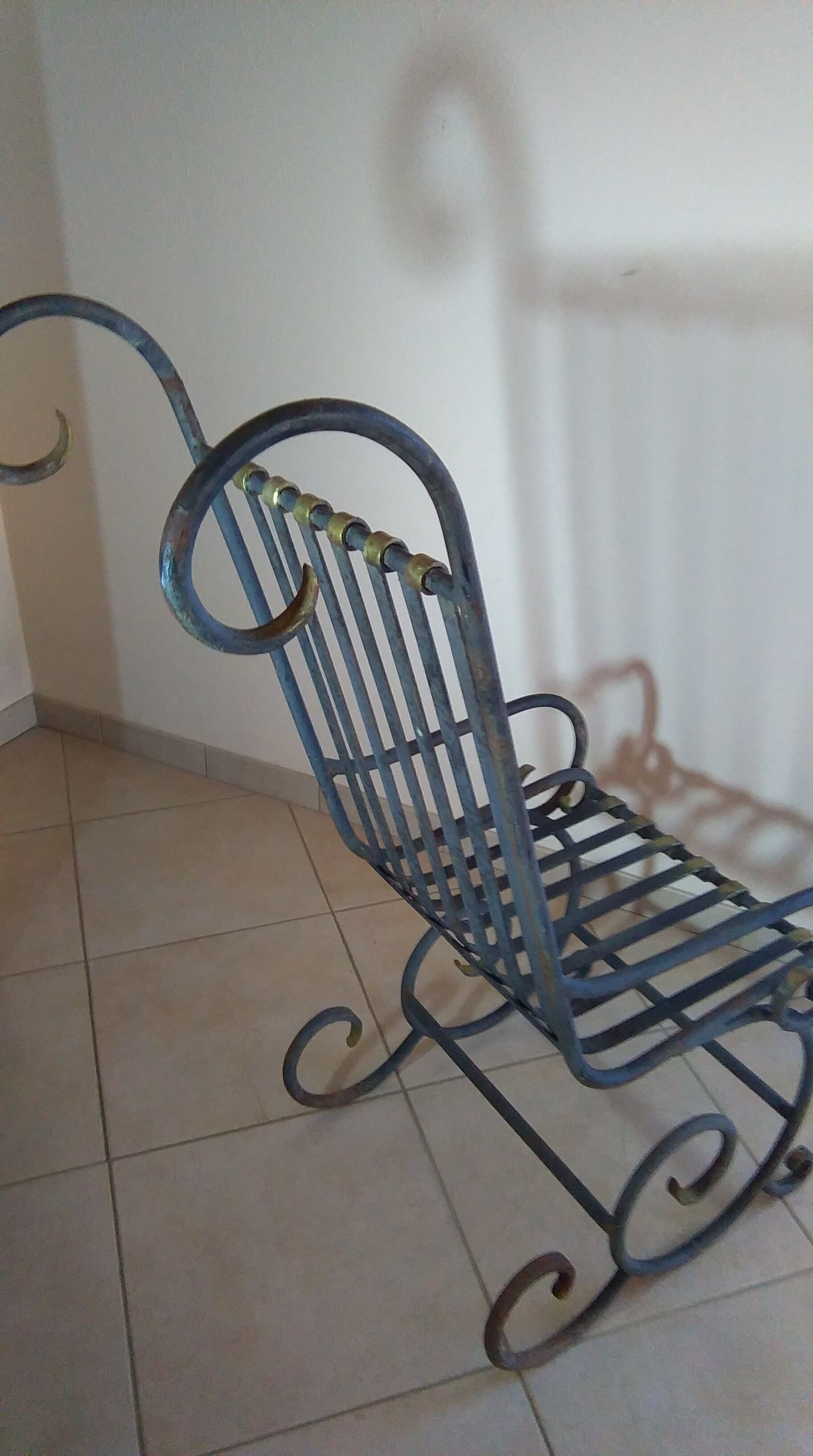 Série de 6 fauteuils de jardin en fer forgé