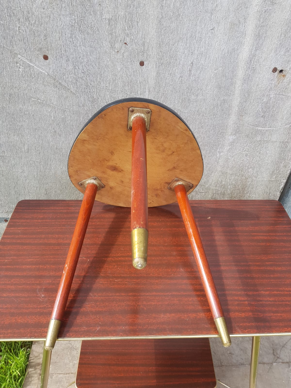 Ancient Tabouret Formica Feet Compas Tripodes Wood - Vintage Brass Bout